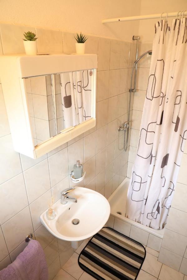 Apartmani Sarlija Pakoštane Exterior foto