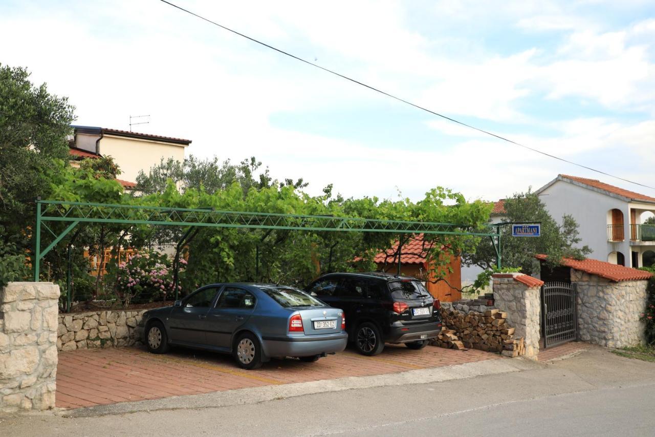Apartmani Sarlija Pakoštane Exterior foto